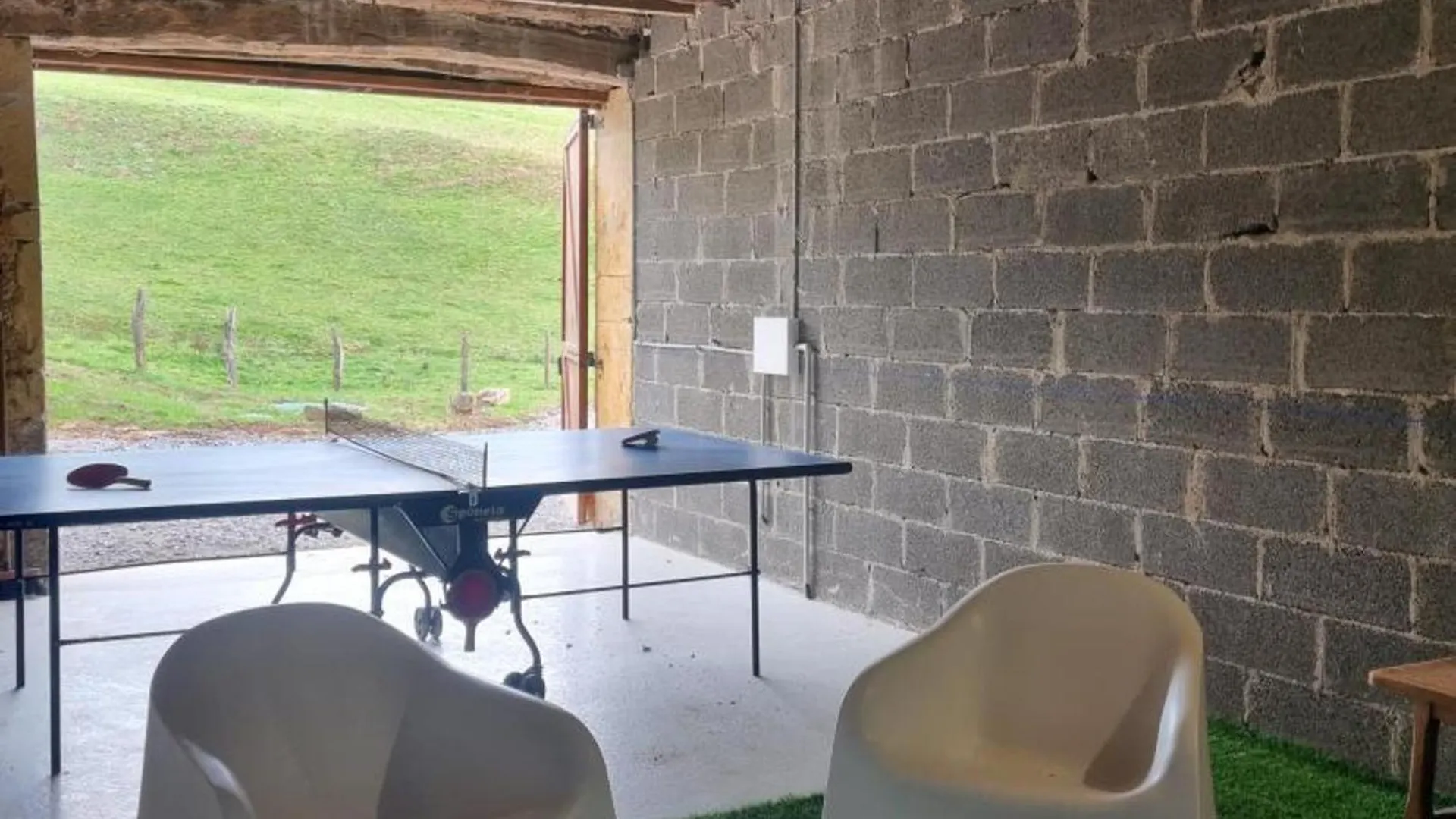 Holiday home Charmant Gite Cocooning Avec Terrasse Et Animaux Acceptes - Fr-1-496-306 Belmont-de-la-Loire